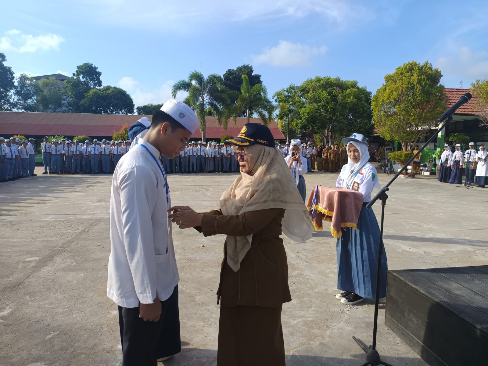 Awali Tahun Ajaran Baru, SMAN 1 Kuala Pembuang Gelar Pembukaan MPLS bagi Peserta Didik Baru