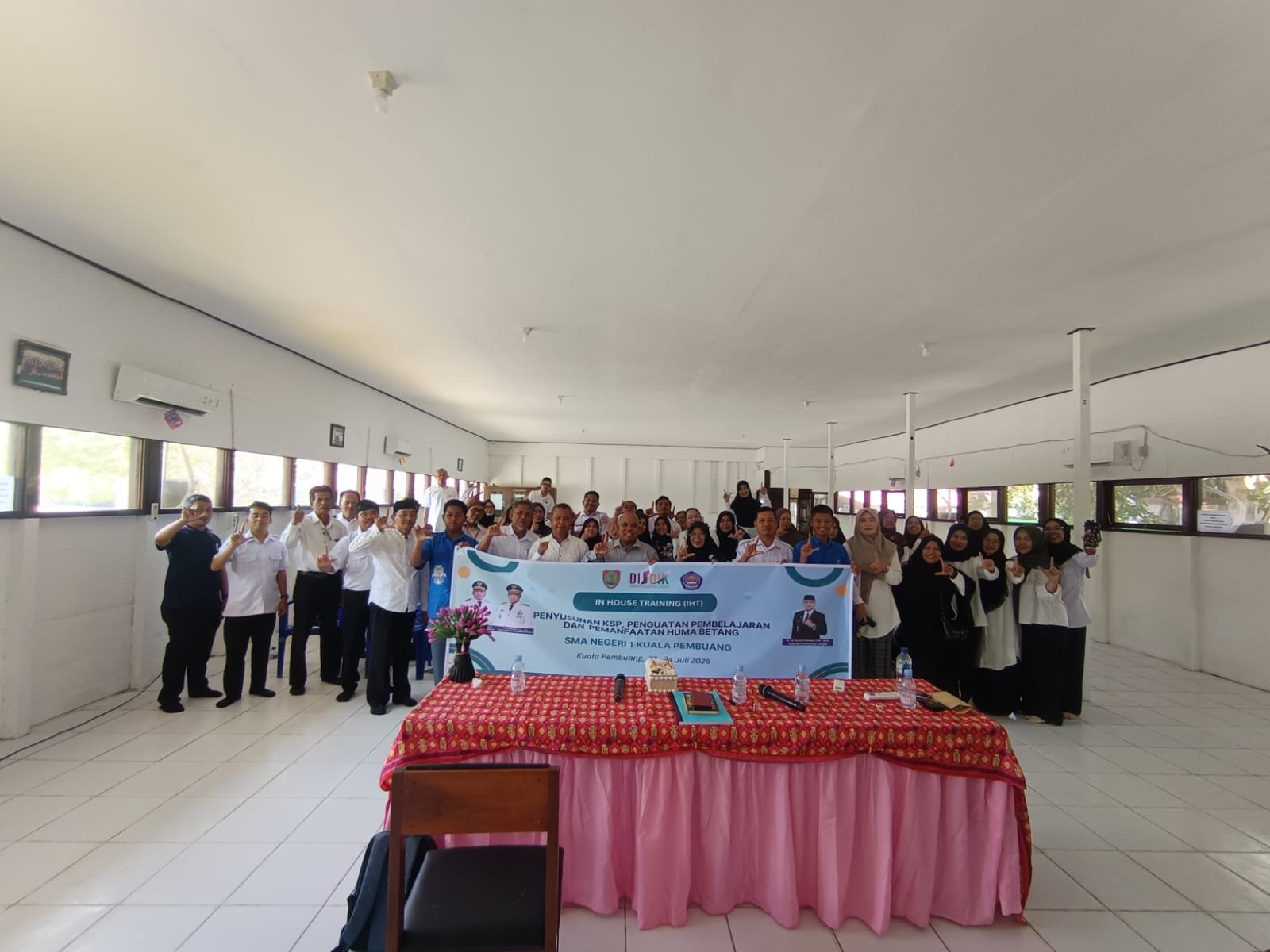 Tingkatkan Mutu Pembelajaran, SMAN 1 Kuala Pembuang Gelar IHT Selama Tiga Hari
